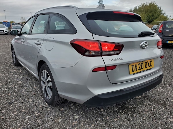 Used Hyundai i30 2020 for sale - 76198217: Photo 6