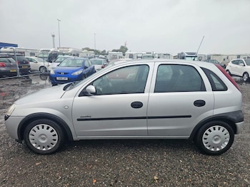 Used Vauxhall Corsa 2002 for sale - 75994641: Photo