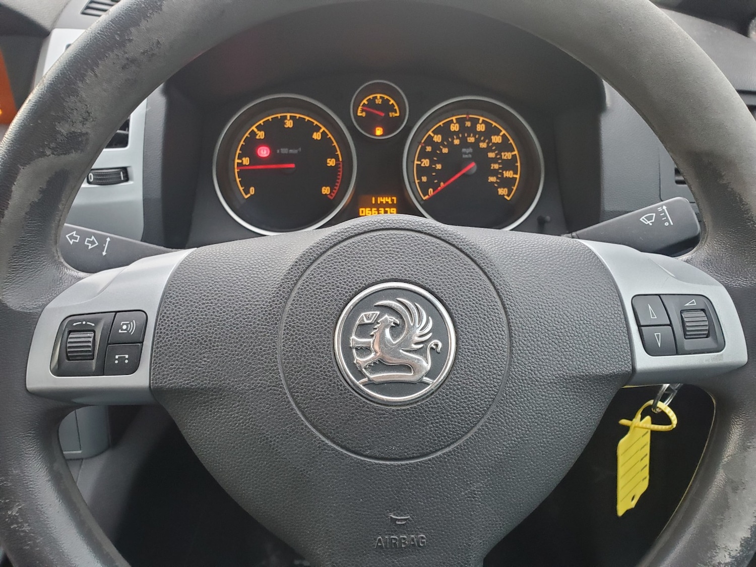 Used Vauxhall Zafira 2010 for sale - 76358067: Photo 3