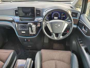 Used Nissan Elgrand 2011 for sale - 74041121: Photo