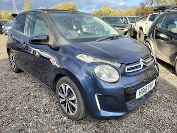 2015 - 1.2 PureTech Flair 5-Door