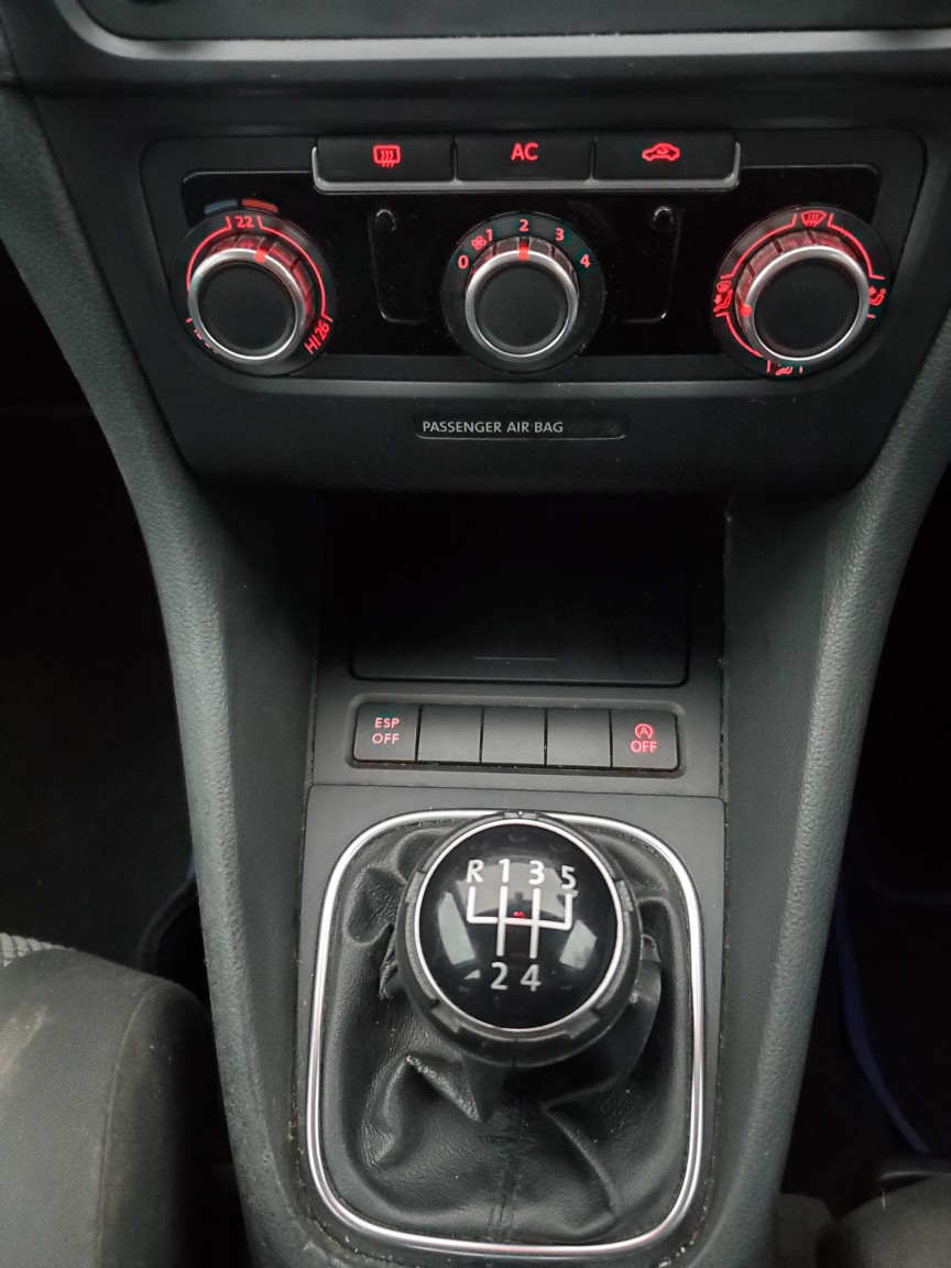 Used Volkswagen Golf 2010 for sale - 76725648: Photo 13