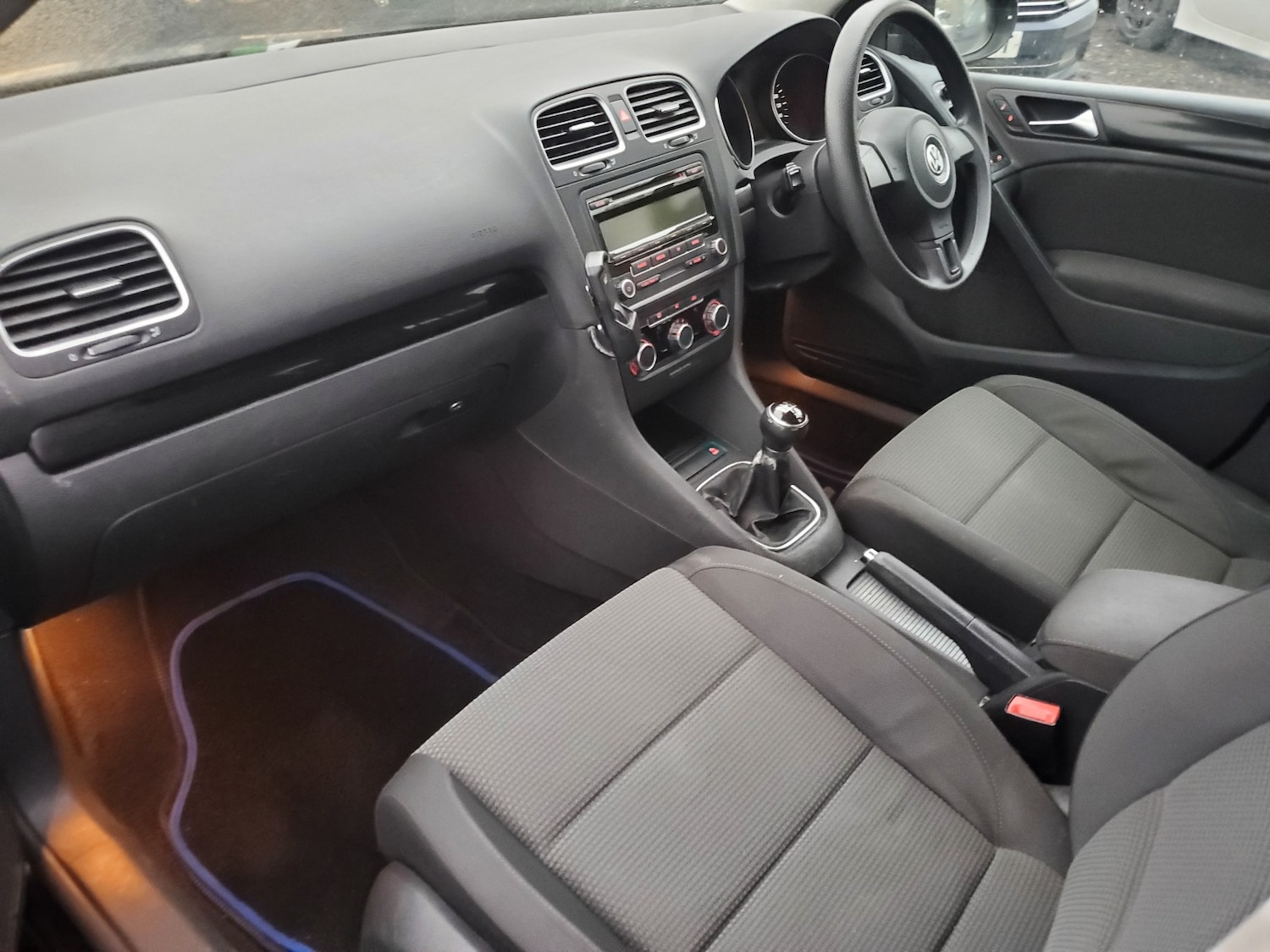 Used Volkswagen Golf 2010 for sale - 76725648: Photo 17