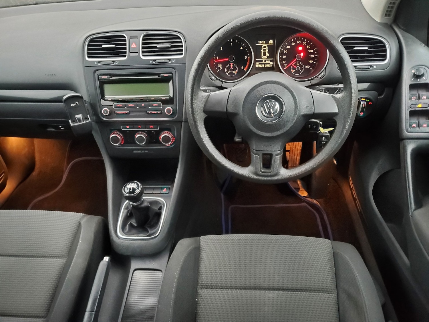 Used Volkswagen Golf 2010 for sale - 76725648: Photo 2