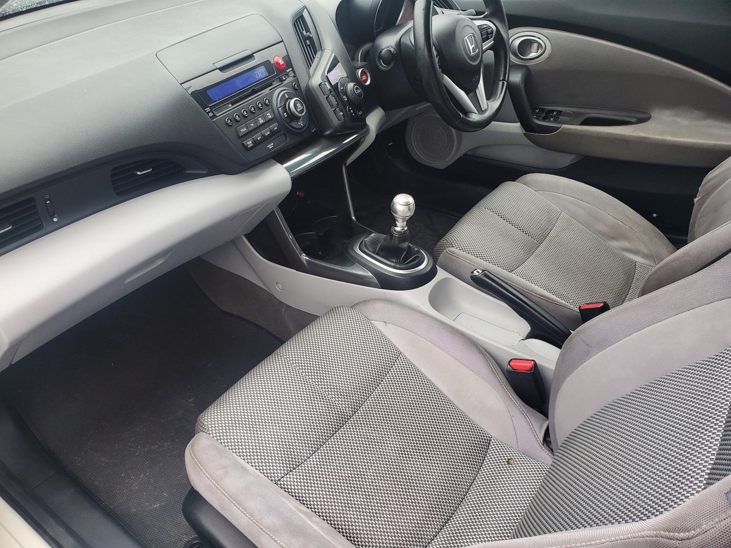 Used Honda CR-Z 2011 for sale - 76896981: Photo 17