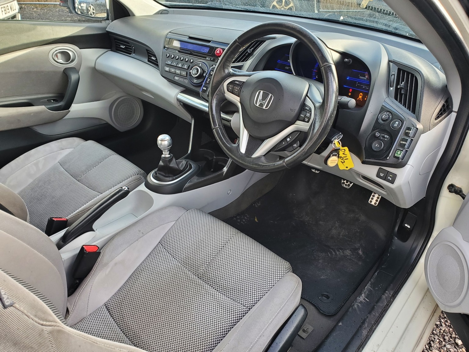 Used Honda CR-Z 2011 for sale - 76896981: Photo 2