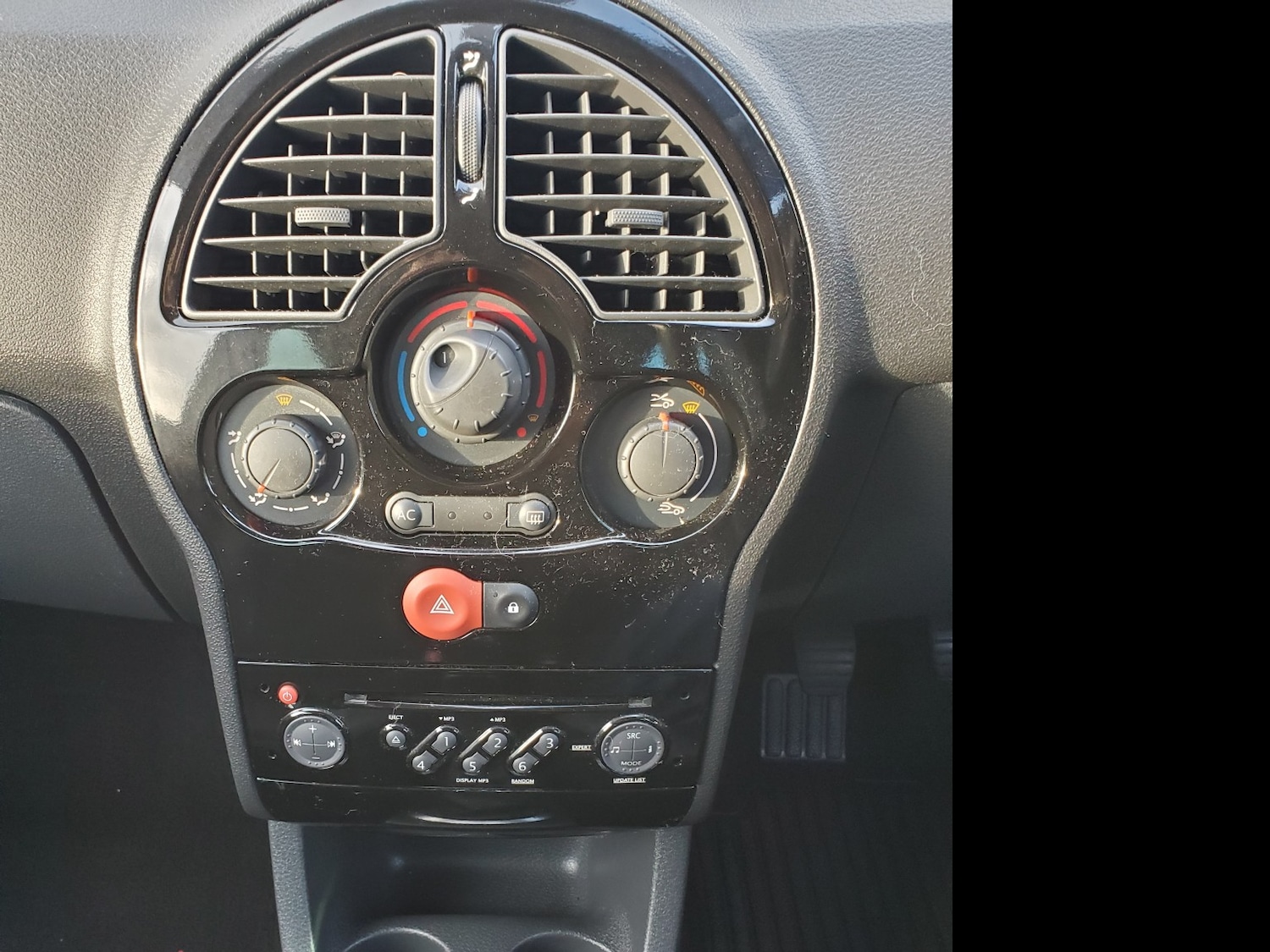 Used Renault Grand Modus 2011 for sale - 76312463: Photo 13