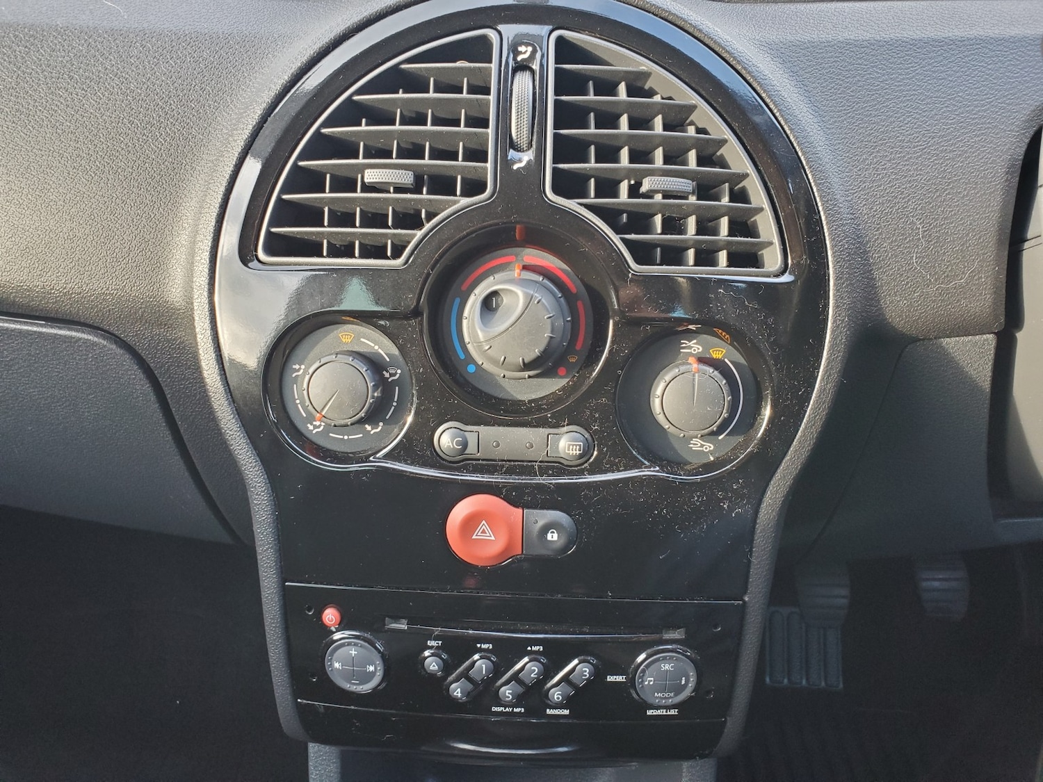 Used Renault Grand Modus 2011 for sale - 76312463: Photo 16