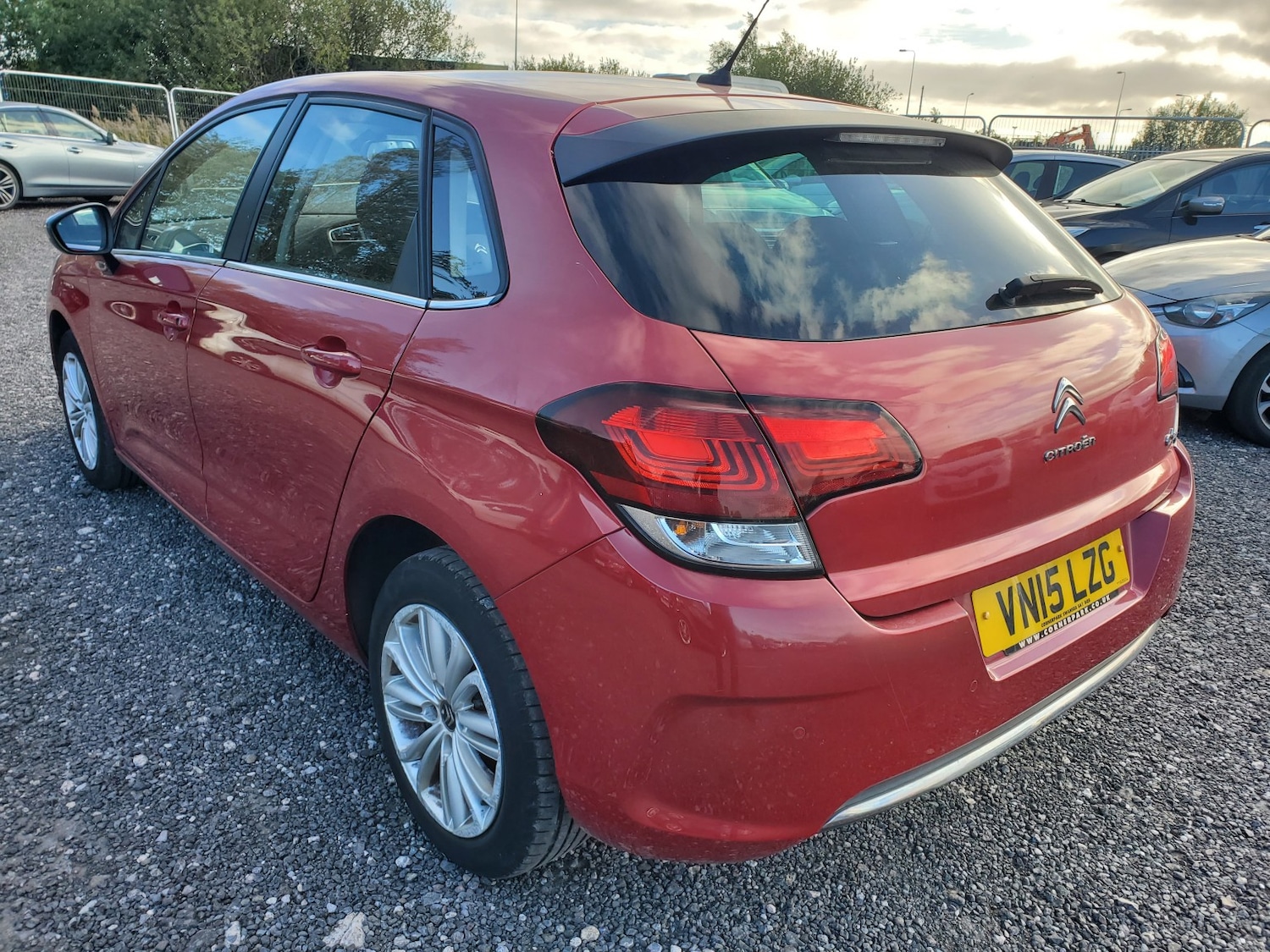 Used Citroen C4 2015 for sale - 76263402: Photo 5
