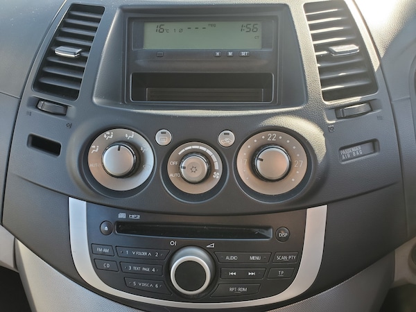 Used Mitsubishi Grandis 2009 for sale - 76263403: Photo 23