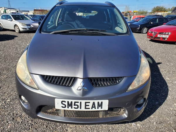 Used Mitsubishi Grandis 2009 for sale - 76263403: Photo 2