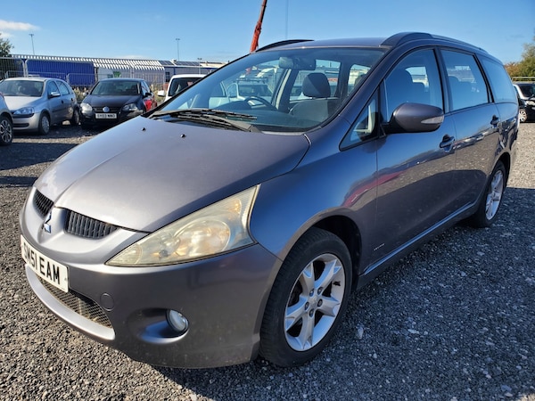 Used Mitsubishi Grandis 2009 for sale - 76263403: Photo 3