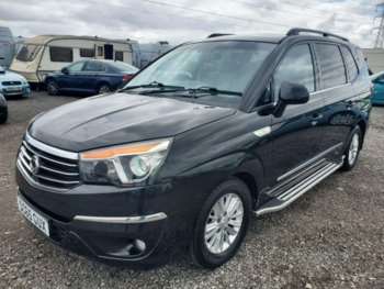 Used Ssangyong Turismo 2015 for sale - 74955757: Photo