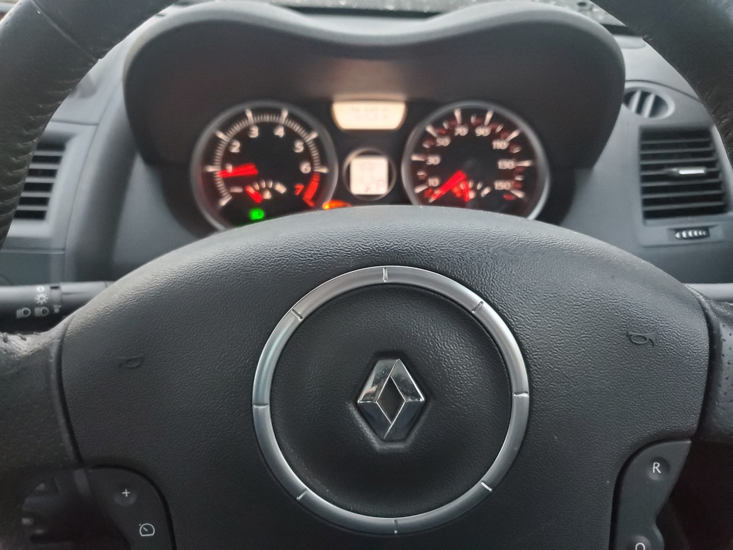 Used Renault Megane 2007 for sale - 76439860: Photo 2