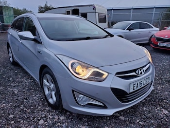 Used Hyundai i40 2015 for sale - 76571189: Photo