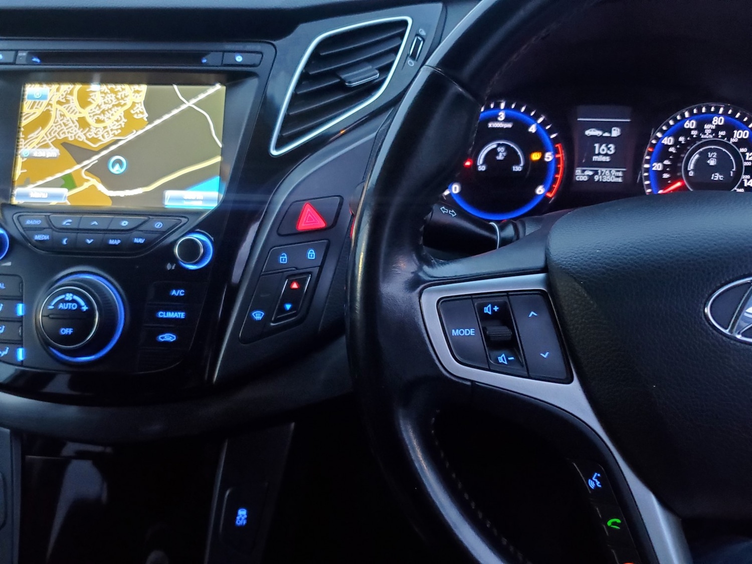 Used Hyundai i40 2015 for sale - 76571189: Photo 4