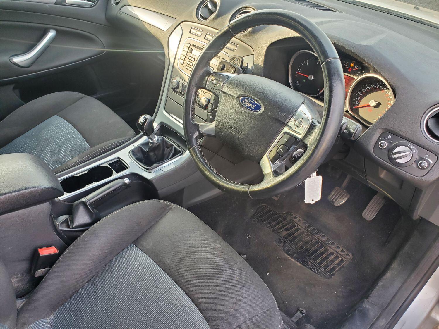 Used Ford Mondeo 2012 for sale - 76263399: Photo 3