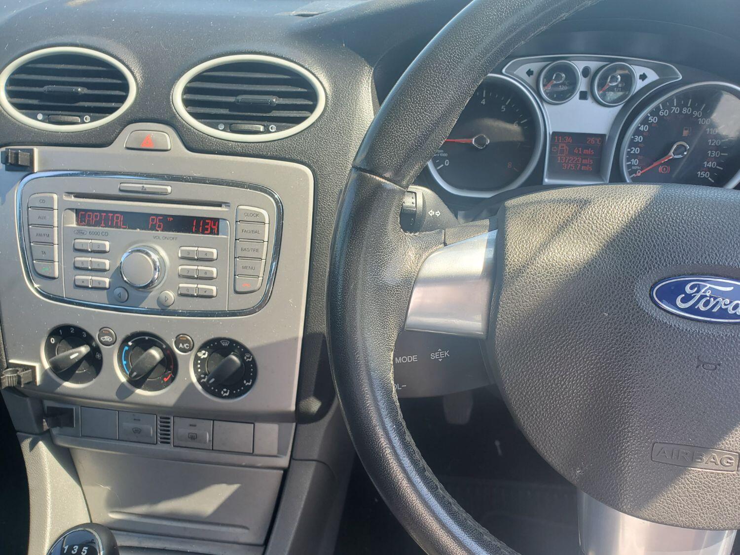 Used Ford Focus 2009 for sale - 76263401: Photo 13