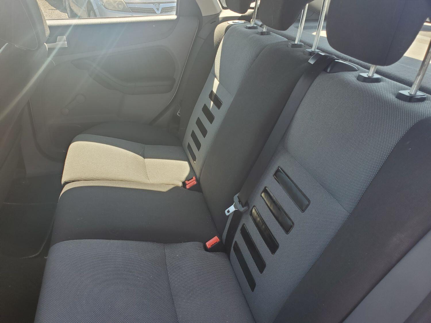 Used Ford Focus 2009 for sale - 76263401: Photo 21