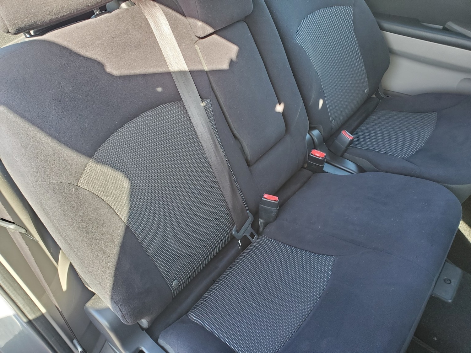 Used Mitsubishi Grandis 2009 for sale - 76821579: Photo 12