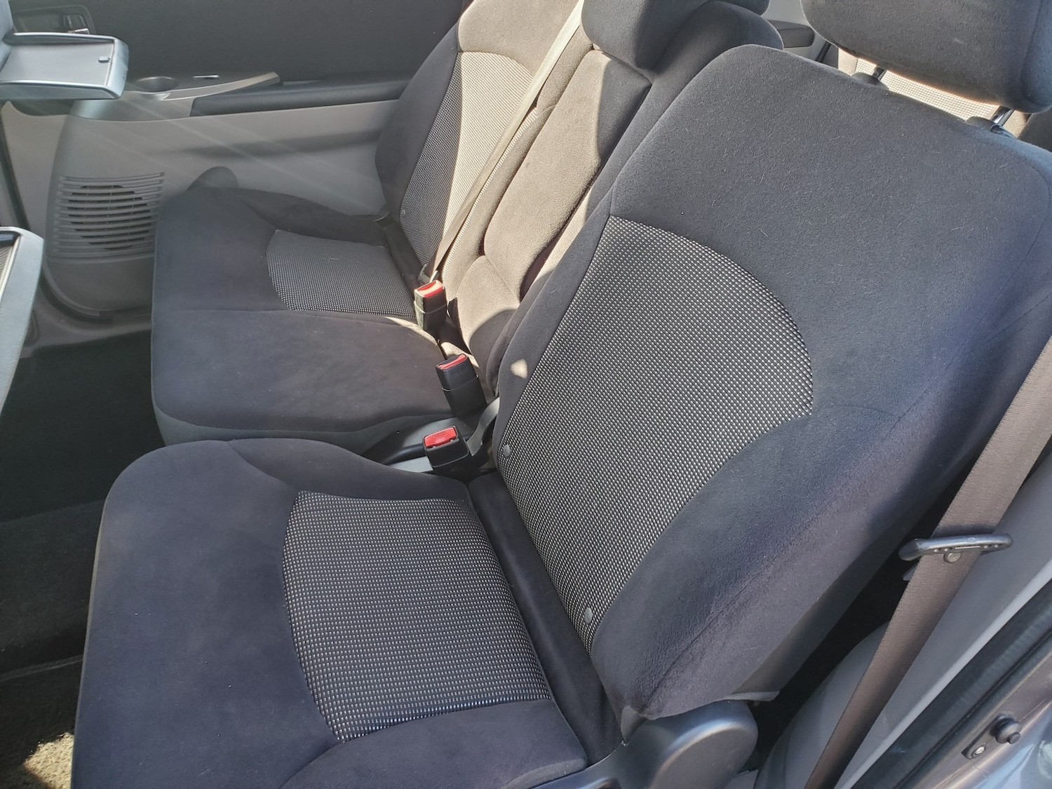 Used Mitsubishi Grandis 2009 for sale - 76821579: Photo 17