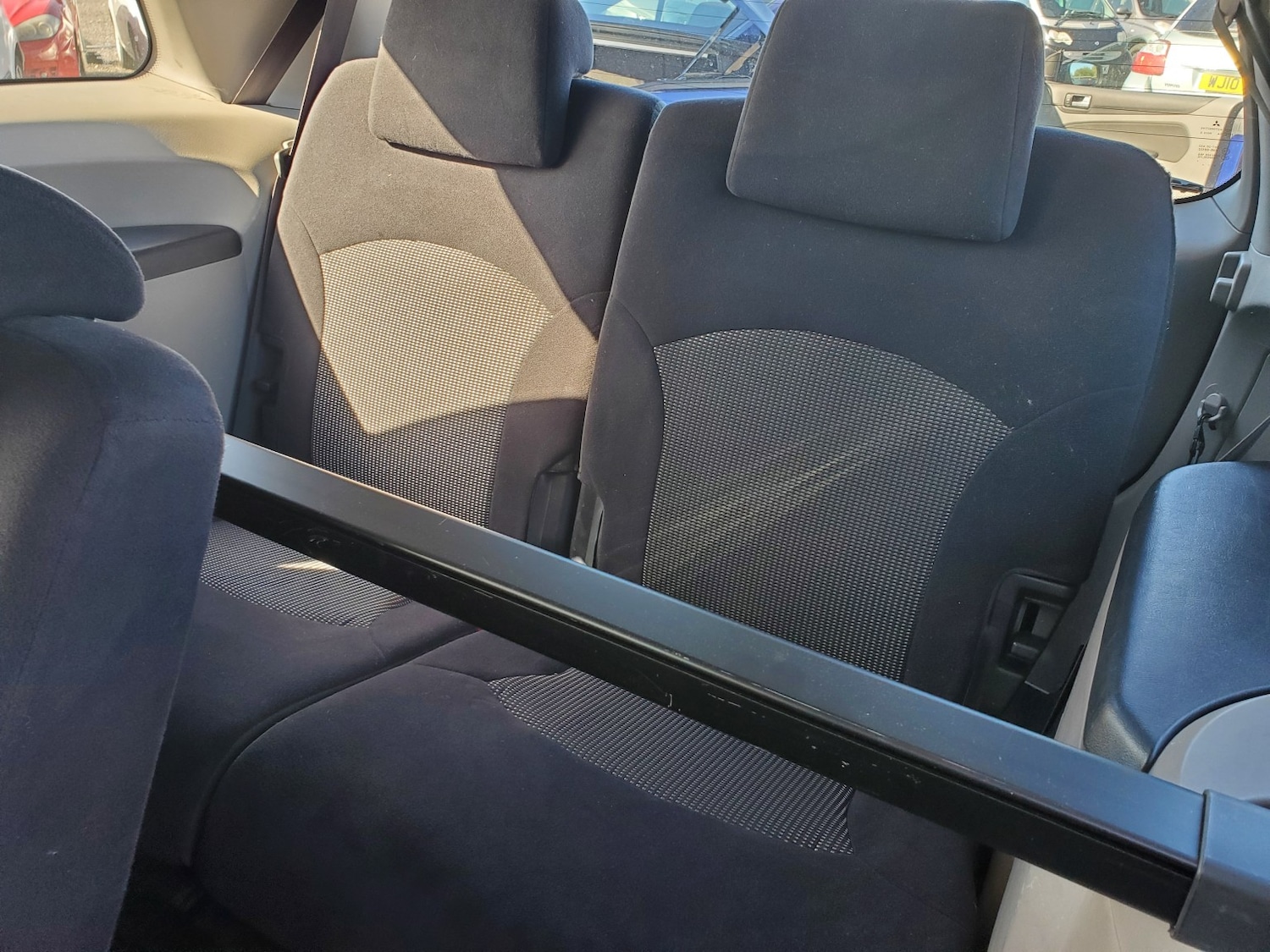 Used Mitsubishi Grandis 2009 for sale - 76821579: Photo 18