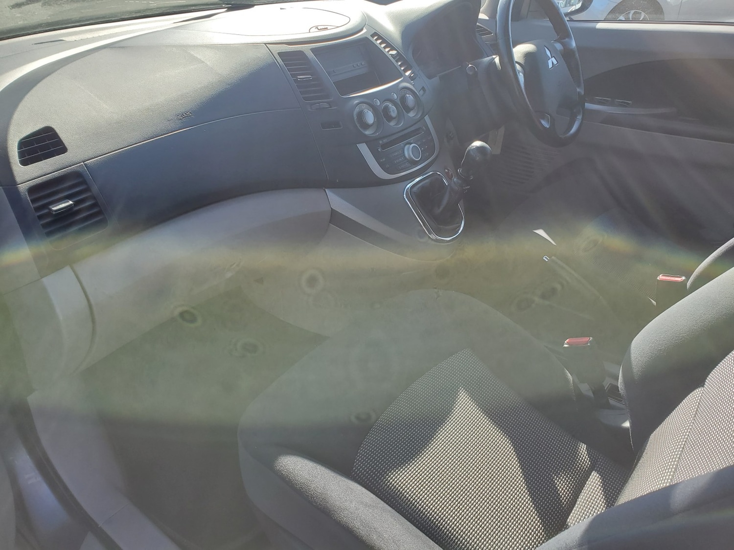 Used Mitsubishi Grandis 2009 for sale - 76821579: Photo 19