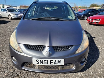 Used Mitsubishi Grandis 2009 for sale - 76821579: Photo