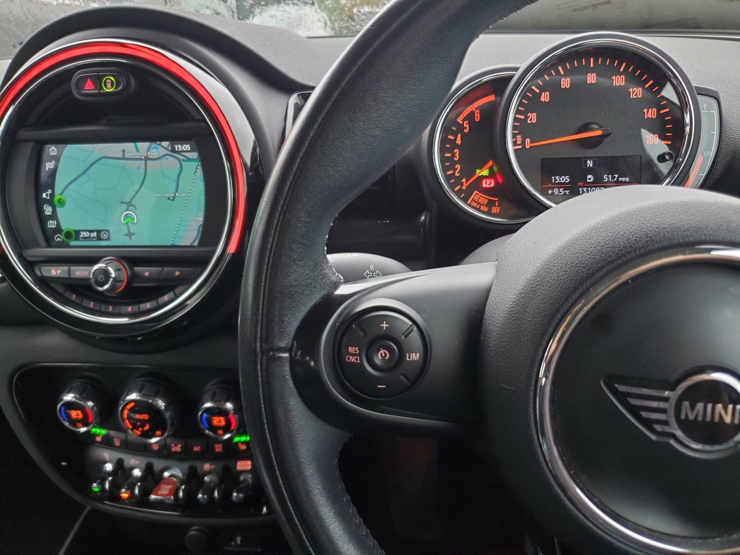 Used MINI Clubman 2018 for sale - 76951052: Photo 8