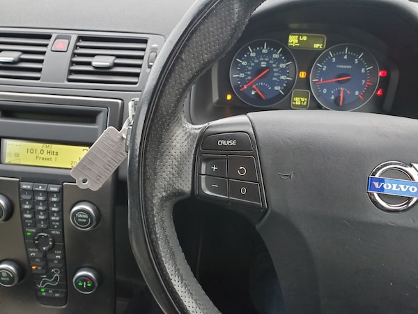 Used Volvo S40 2011 for sale - 76263411: Photo 11