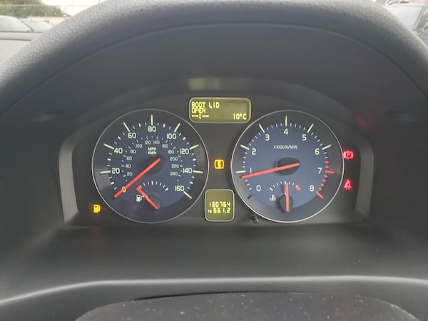 Used Volvo S40 2011 for sale - 76263411: Photo 12