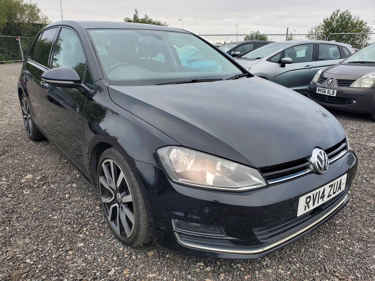 Used Volkswagen Golf 2014 for sale - 76263412: Photo 1