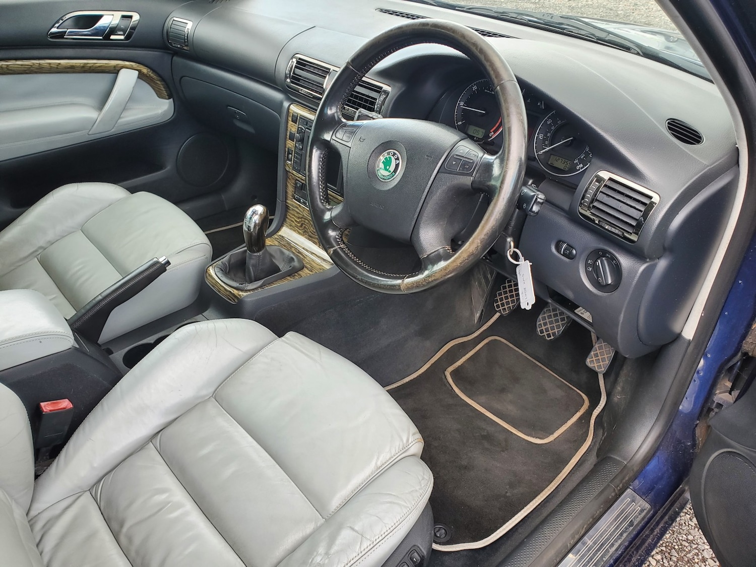 Used Skoda Superb 2008 for sale - 76263414: Photo 2