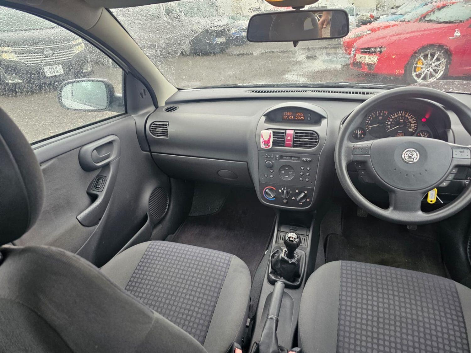 Used Vauxhall Corsa 2002 for sale - 76263415: Photo 10