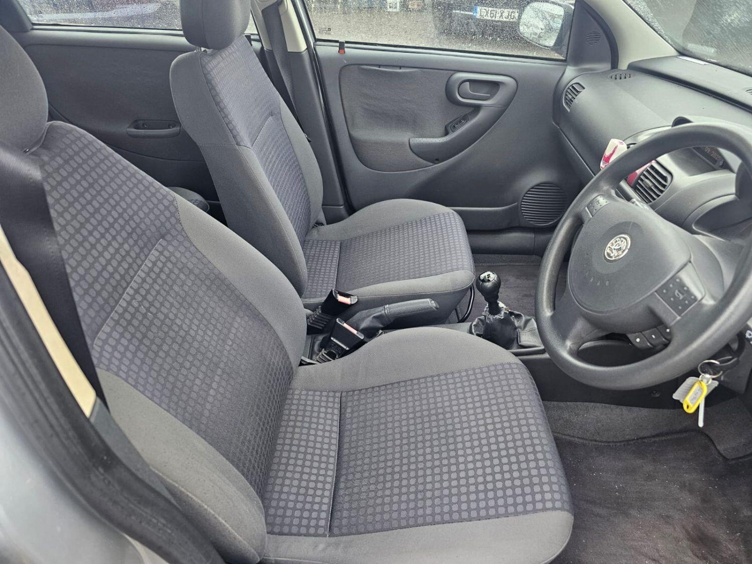 Used Vauxhall Corsa 2002 for sale - 76263415: Photo 11