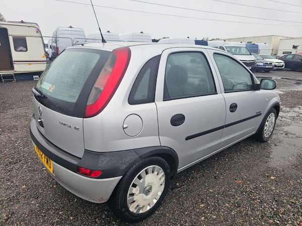 Used Vauxhall Corsa 2002 for sale - 76263415: Photo 9