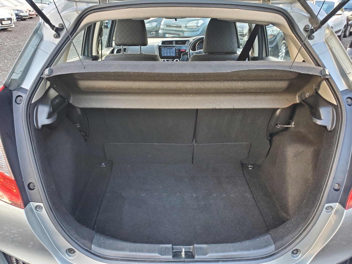 Used Honda Jazz 2016 for sale - 76263398: Photo 30