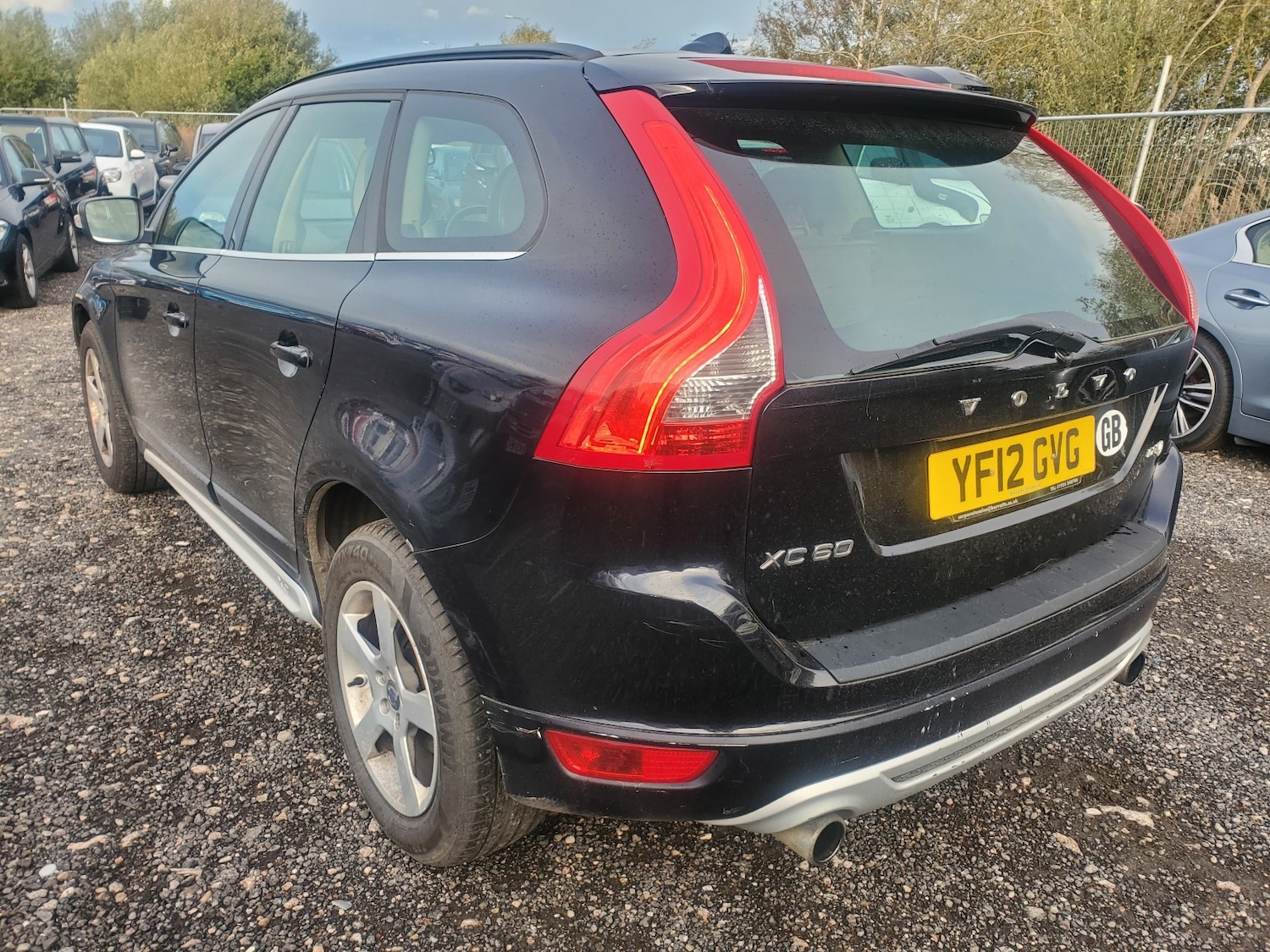 Used Volvo XC60 2012 for sale - 76358180: Photo 6