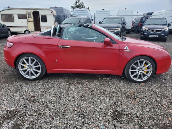 Used Alfa Romeo Spider 2008 for sale - 76263389: Photo 11