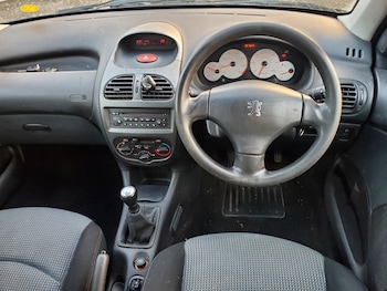 Used Peugeot 206 2004 for sale - 77008173: Photo