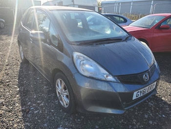 Used Honda Jazz 2011 for sale - 76521128: Photo