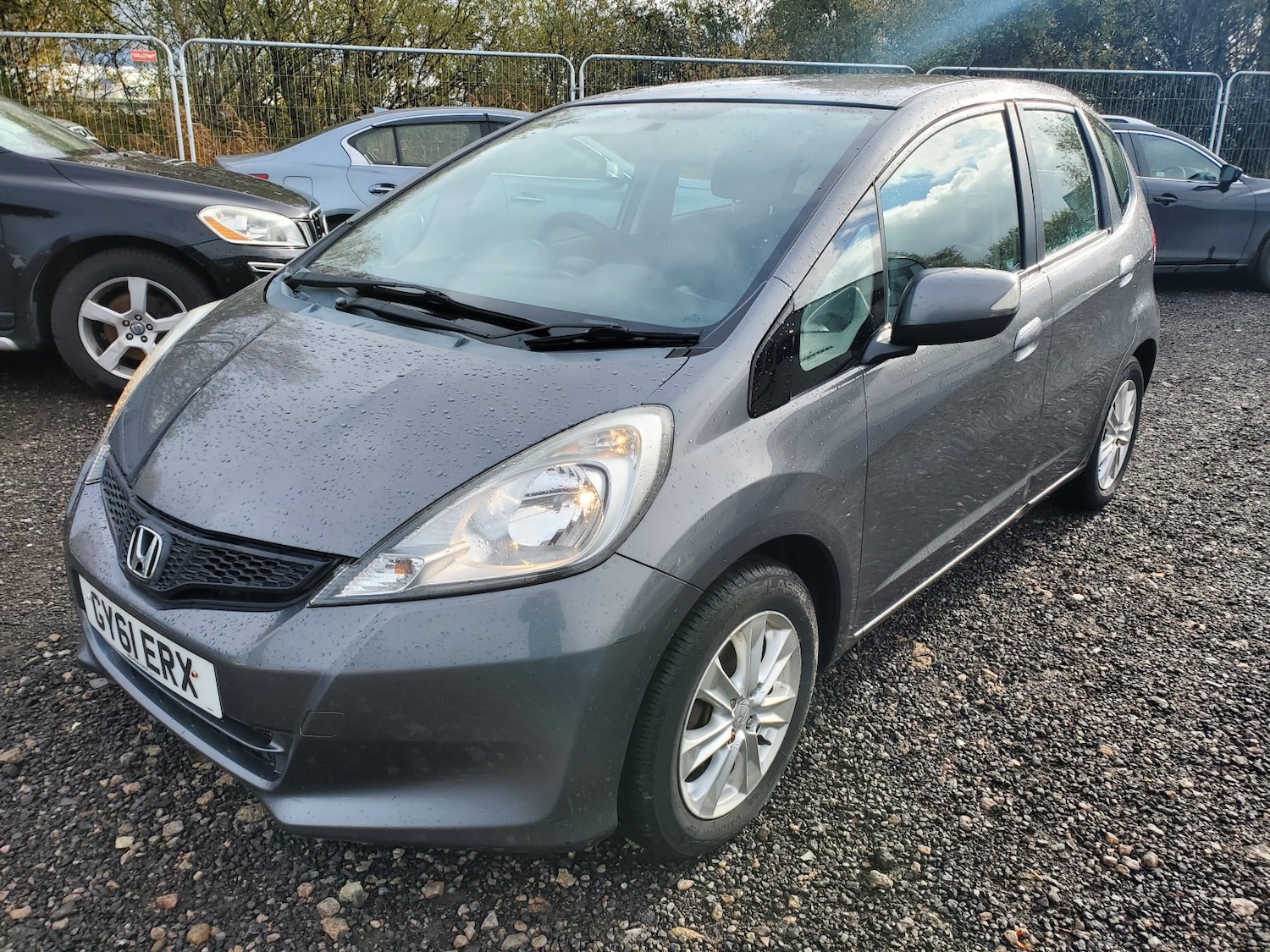 Used Honda Jazz 2011 for sale - 76521128: Photo 4