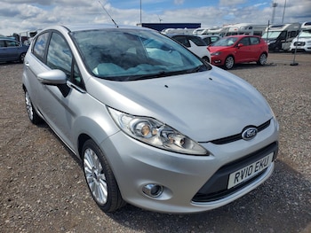 2010 - 1.4 Titanium 5-Door