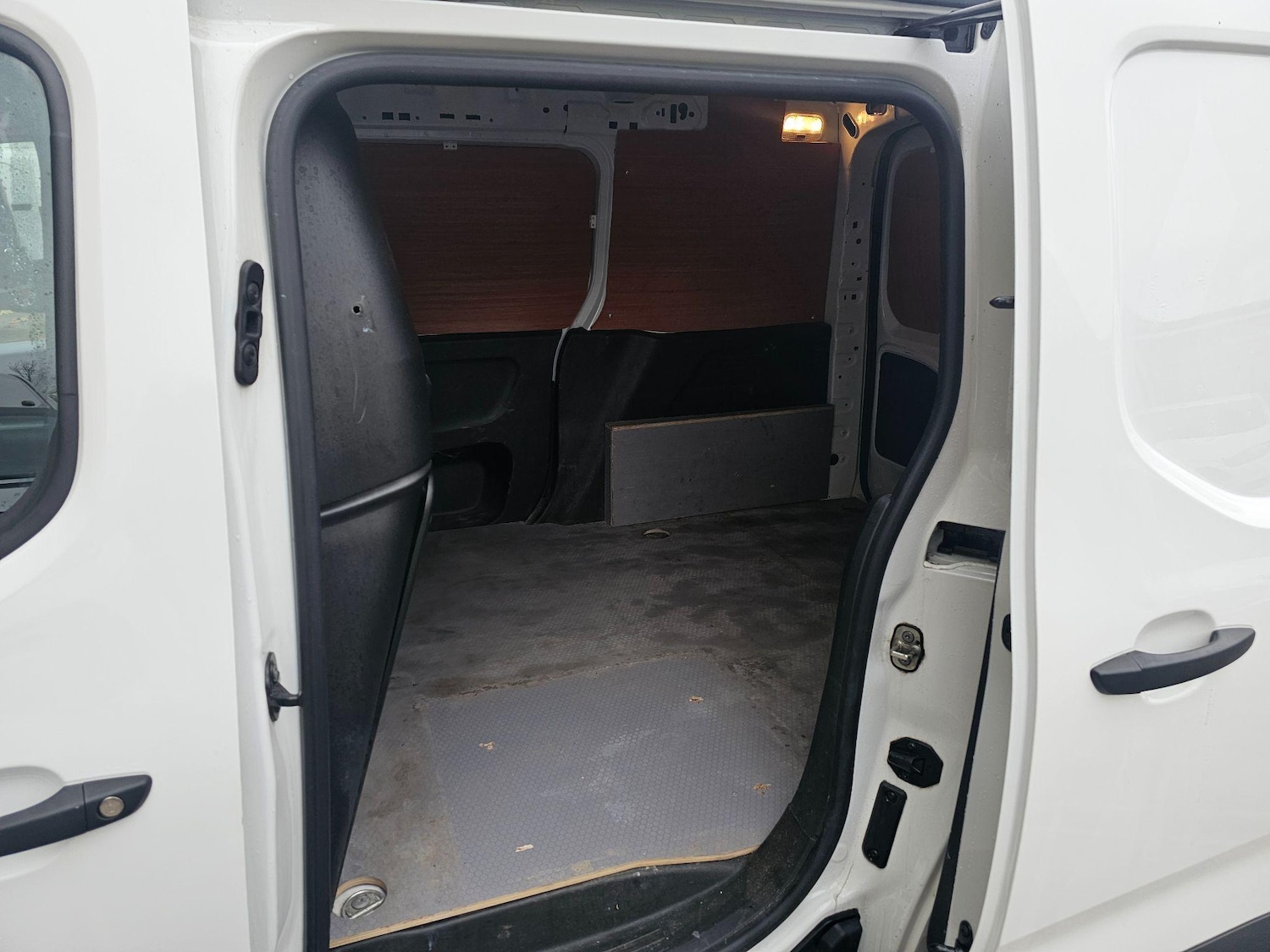 Used Citroen Berlingo 2020 for sale - 75120961: Photo 18