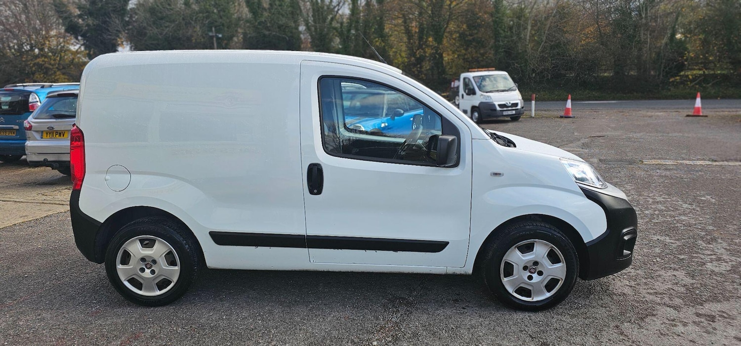 Used Fiat Fiorino 2018 for sale - 76512119: Photo 2