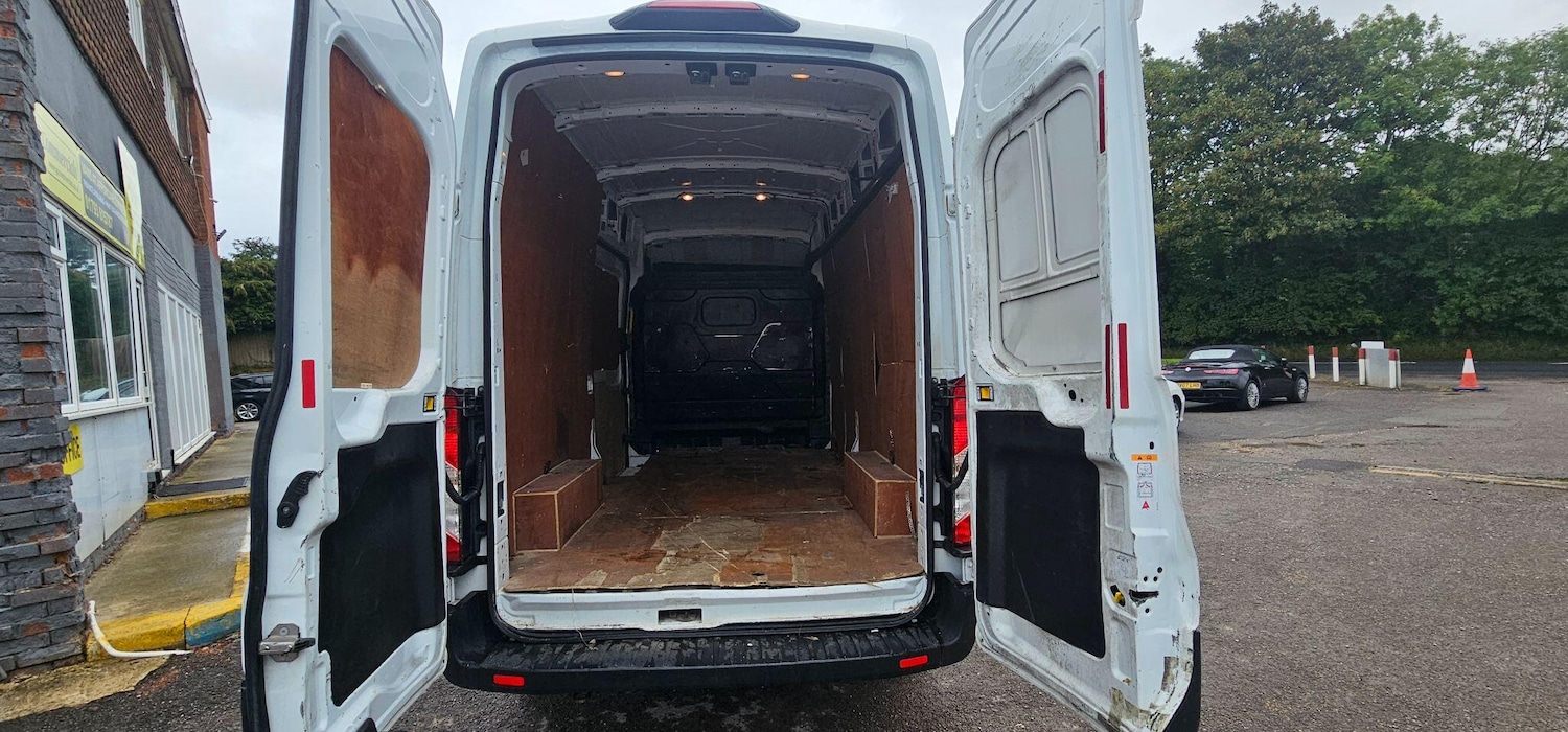 Used Ford Transit 2020 for sale - 75915638: Photo 10