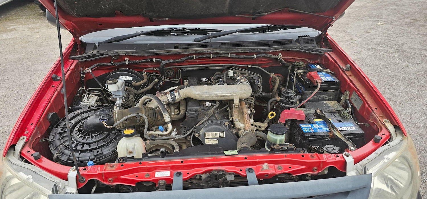 Used Toyota Hilux 2006 for sale - 76152132: Photo 12