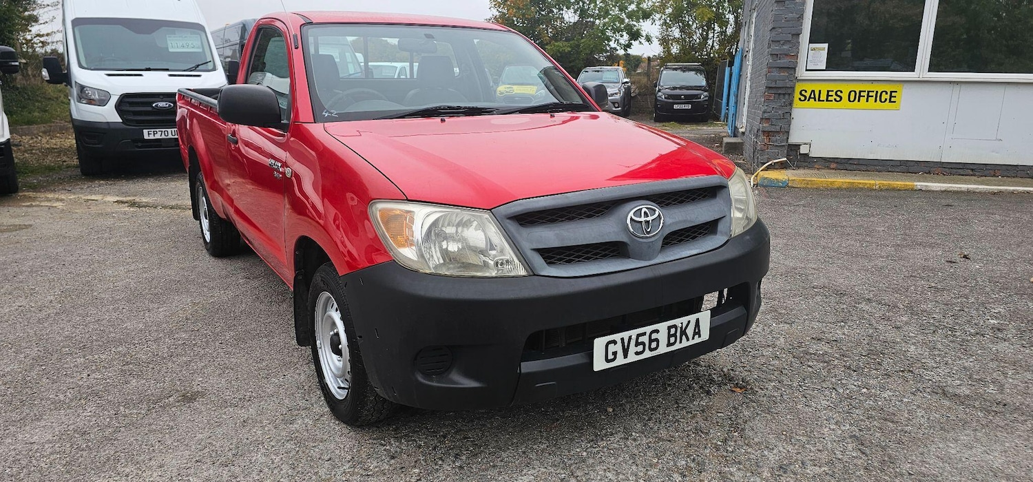 Used Toyota Hilux 2006 for sale - 76152132: Photo 2
