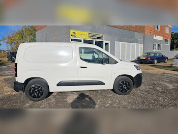 Used Citroen Berlingo 2019 for sale - 76996252: Photo