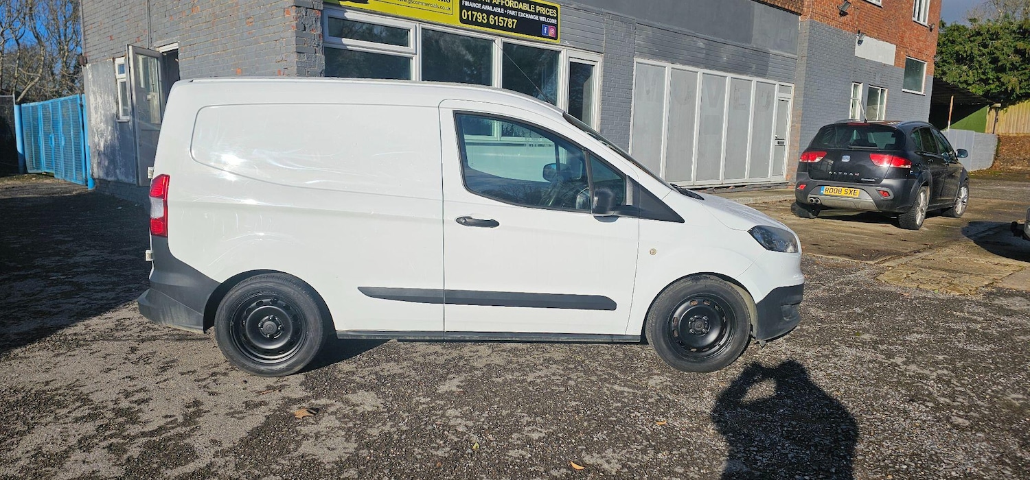Used Ford Transit Courier 2015 for sale - 76700839: Photo 1